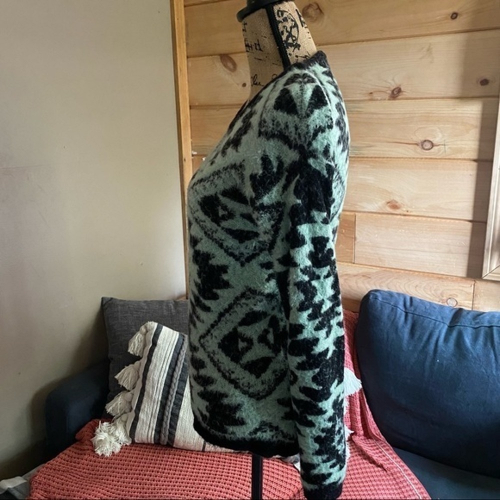 Say What? Aztec Style Fuzzy Sweater M - Picture 2 of 5